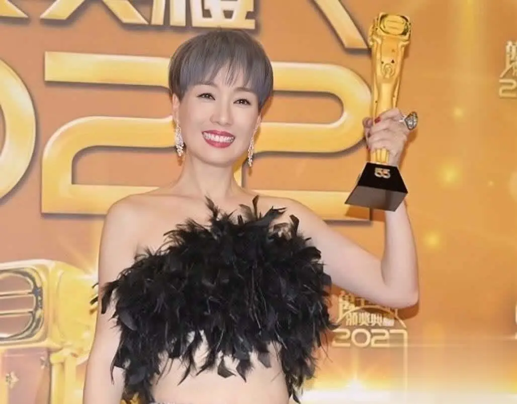 江美仪拍摄短剧引发热议，演艺事业新动态