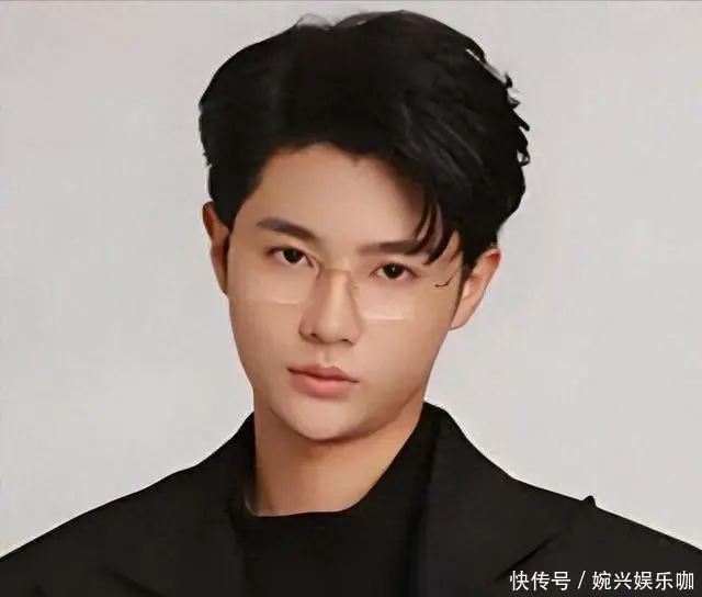 2025短剧演员真夫妻盘点：5对顶流CP公费恋爱，片酬翻倍内幕