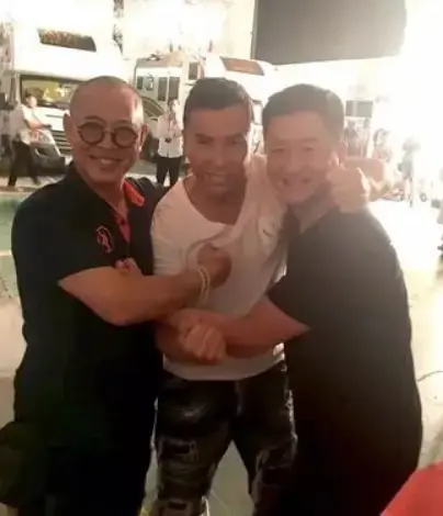 李连杰吴京合体：动作短剧成爆款密码，力捧草根逆袭