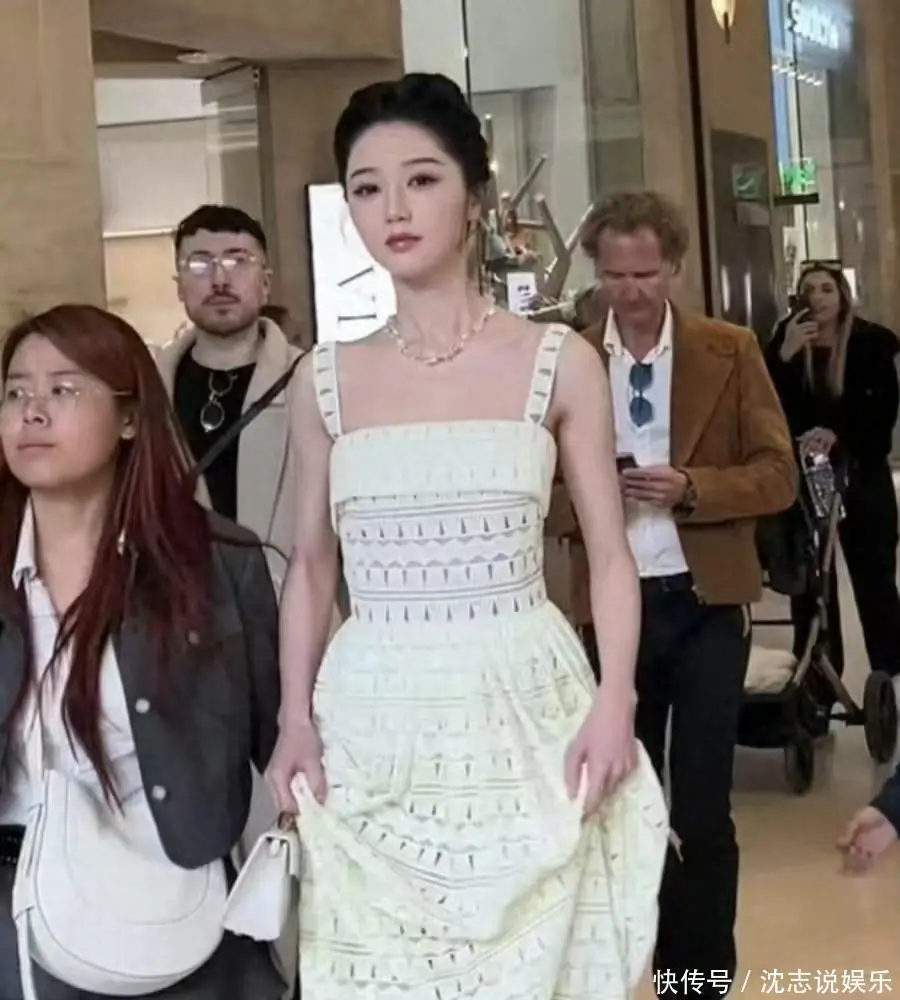 近期短剧资讯：短剧演员百万看秀，爆款跨界逻辑拆解