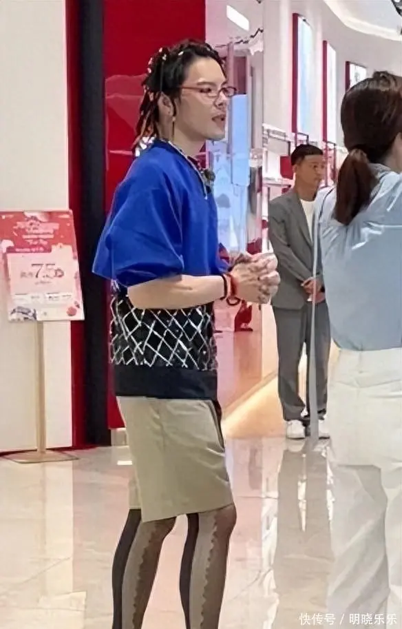 向佐爆款短剧《隐姓埋名》6亿播放：真功夫成行业新风口
