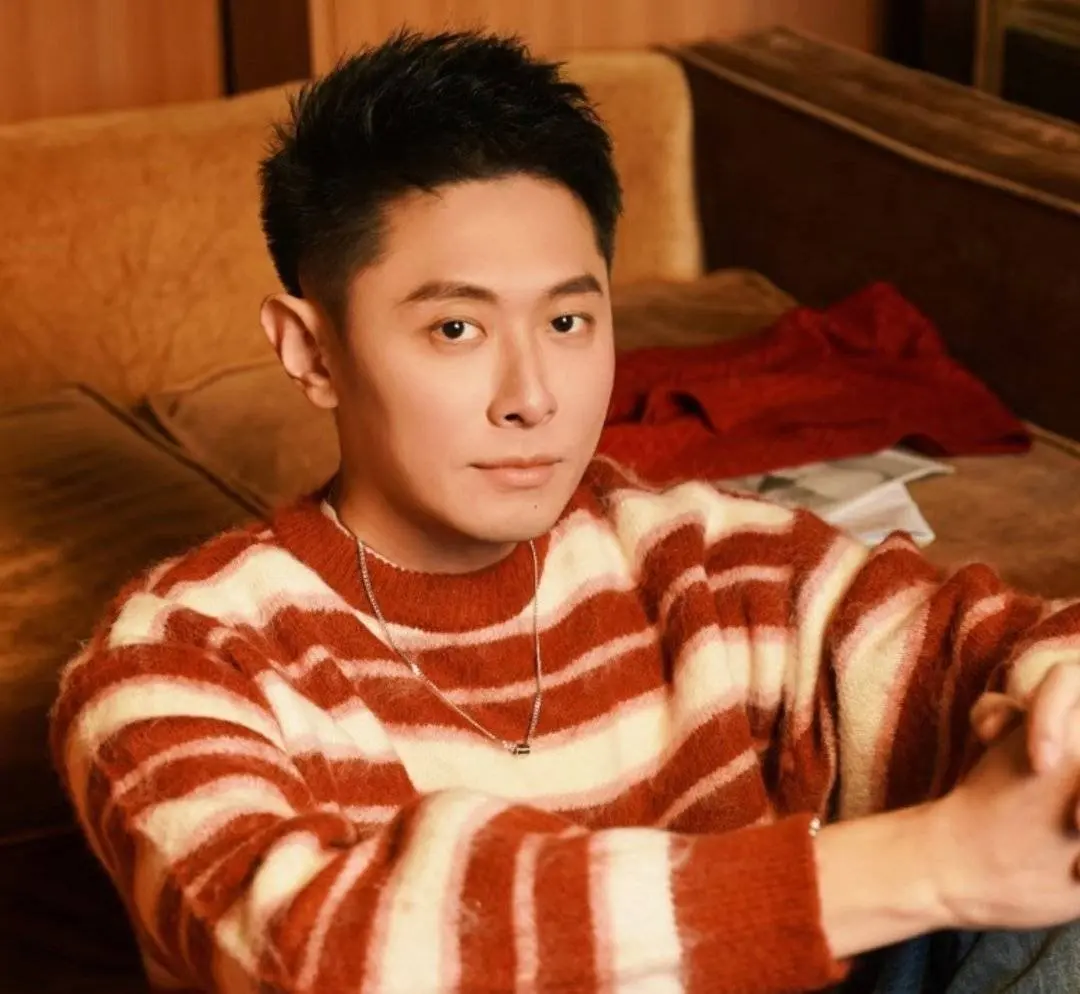近期短剧演员动态：买超新恋情曝光，感情反转全拆解