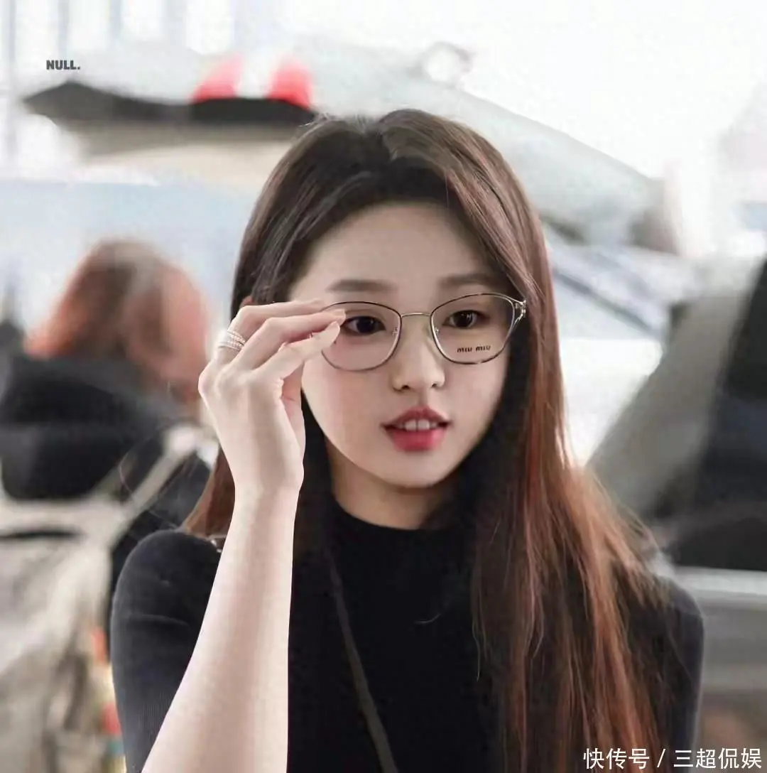 2025短剧演员生图曝光：离开十级滤镜，4位顶流女神颜值集体翻车