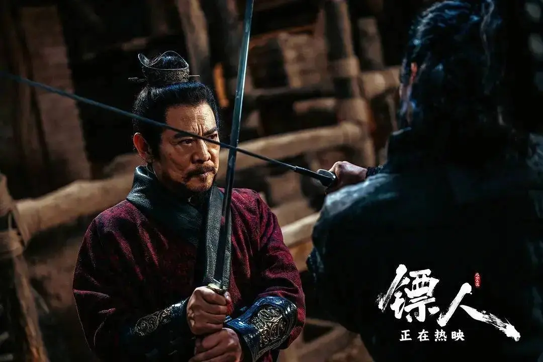 2025短剧资讯：李连杰零片酬入局，《源力江湖》甘当绿叶
