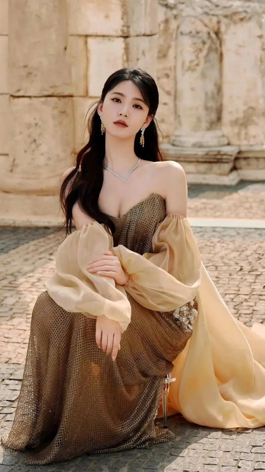 方瑾：从配角到独挑大梁的短剧女神