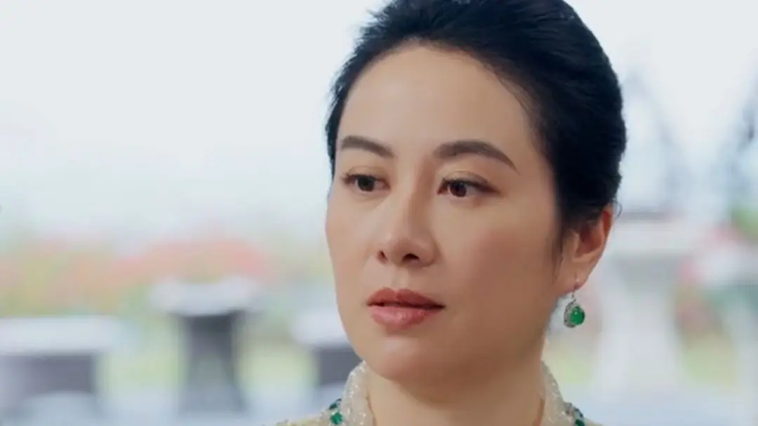 2025春节档爆款短剧《少夫人来自东北》双破亿：叶璇演技炸裂爽点拆解