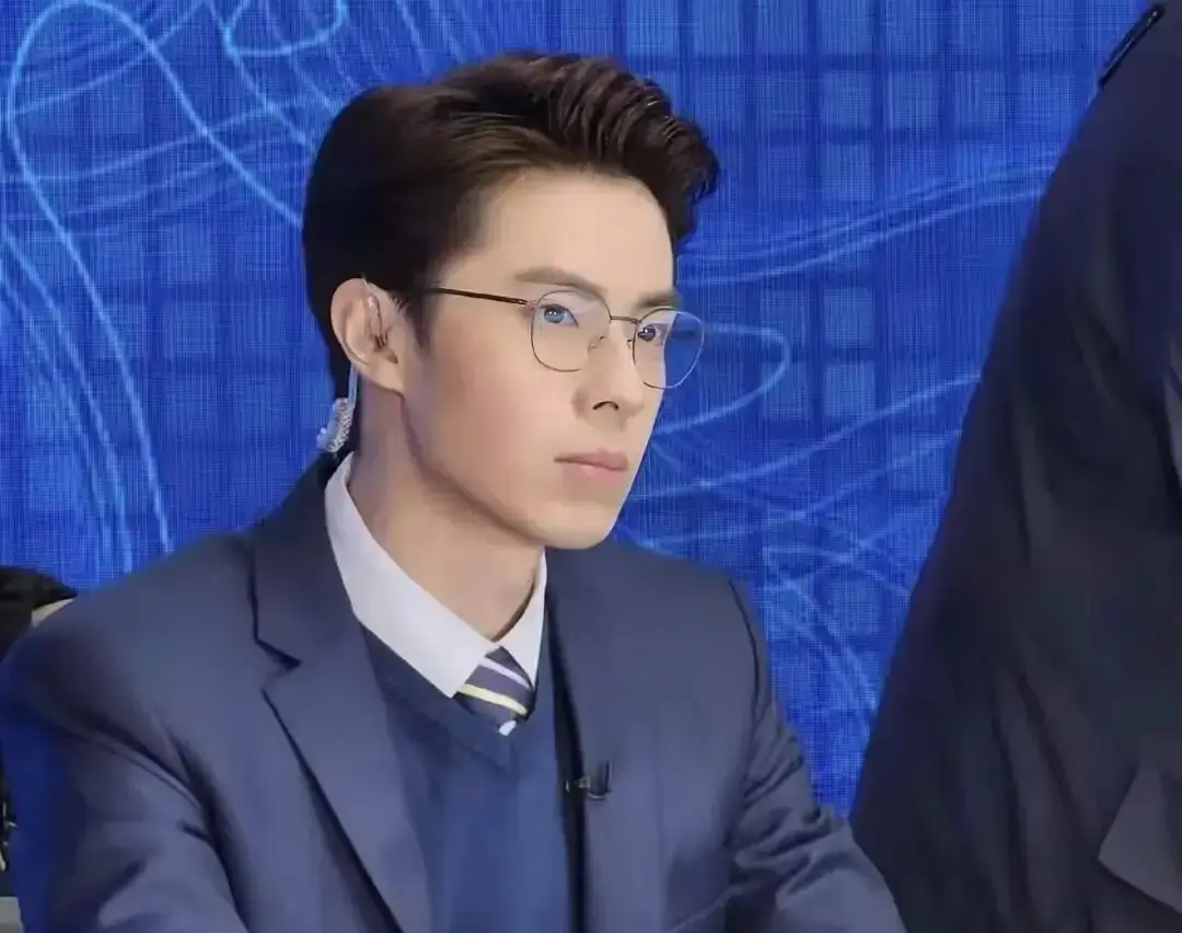 TVB男星转型短剧演员：5天拍65集，揭秘行业残酷现状
