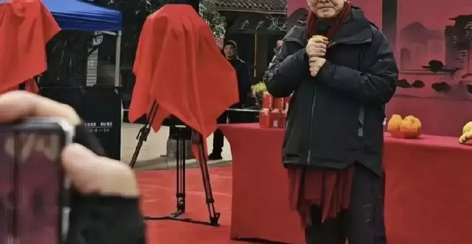 行业资讯：李连杰杀入短剧赛道，带资进组甘当绿叶